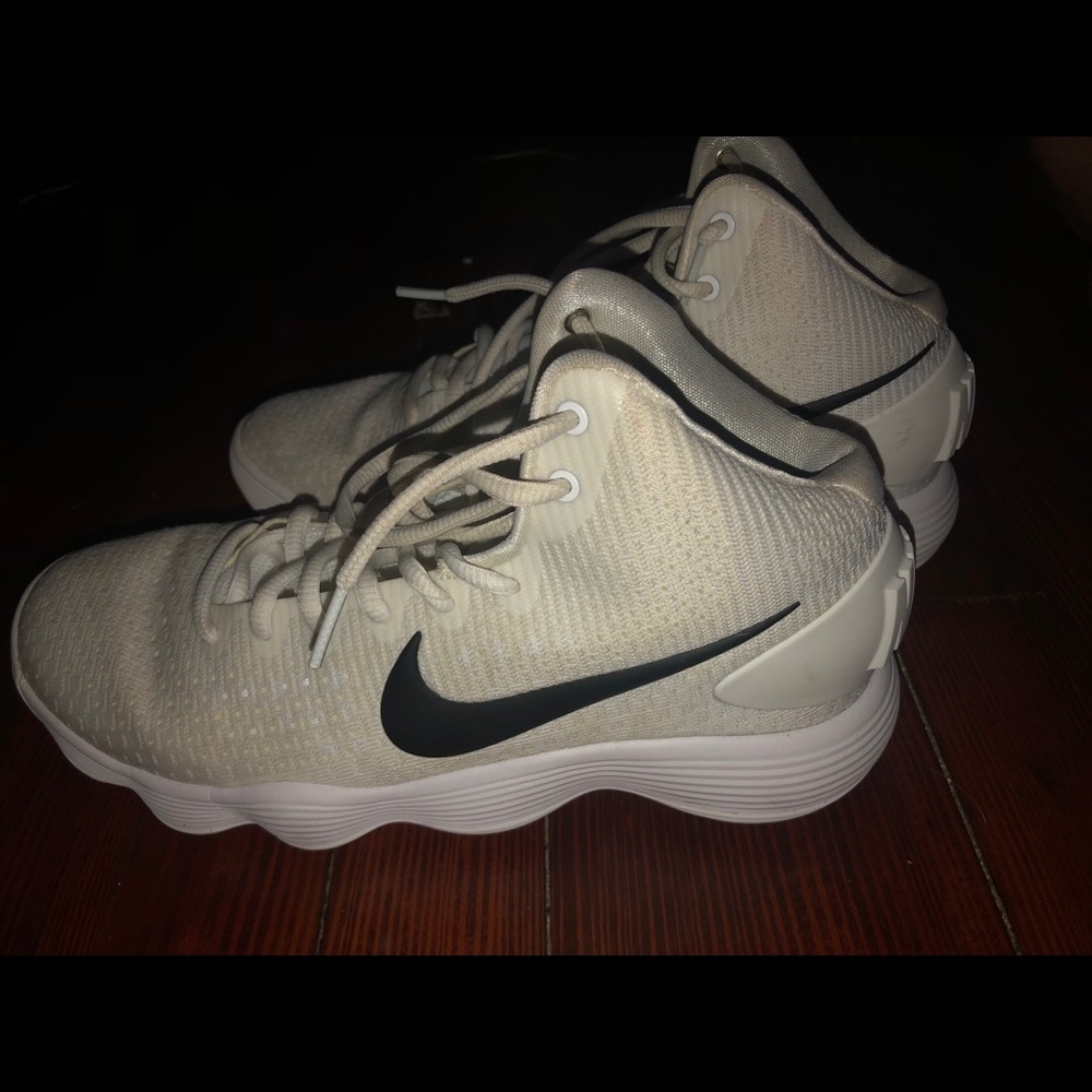 Nike Hyperdunks Sneakers 2017